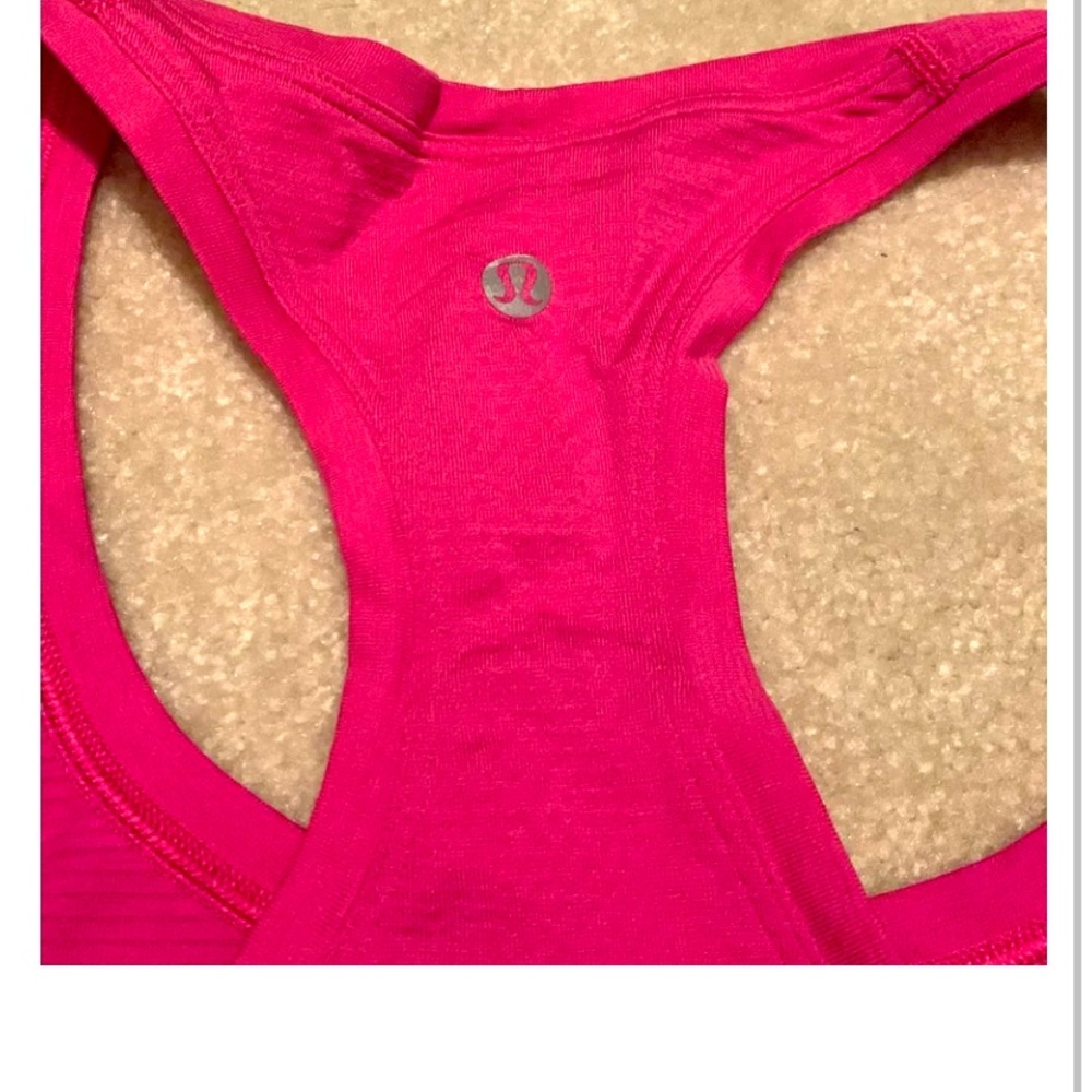 Lululemon tank